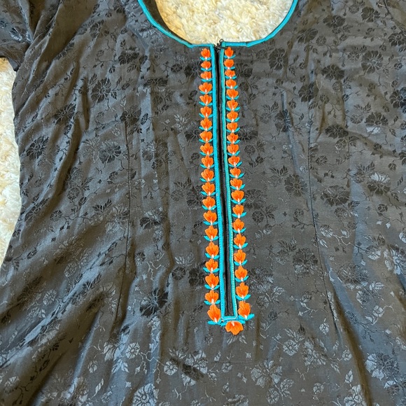 Punjabi/Indian/ Pakistani Salwar Kameez, Lehenga Choli, Pant Suit, Anarkali - Picture 5 of 9